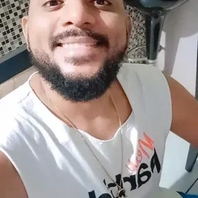 PagoHits fm
