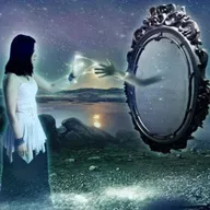 Los espejos como portales dimensionales