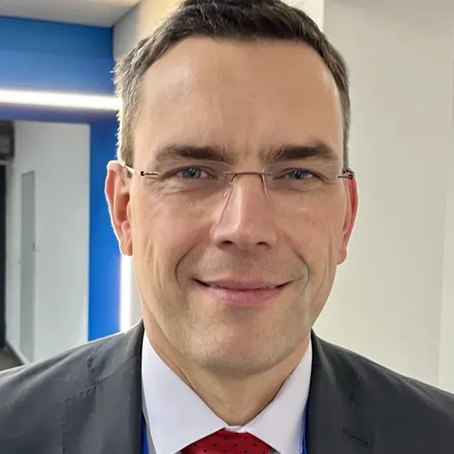 Martin Wermke MD; ESMO 2025: Initial Therapy with Bi-Specific T-cell Engager Tarlatamab Promises Better Outcomes in Patients with Small Cell Lung Cancer