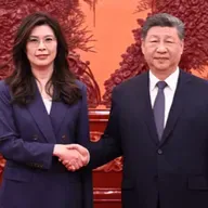 Làn sóng thanh trừng quân đội thúc đẩy Tập gặp lãnh đạo Quốc Dân Đảng