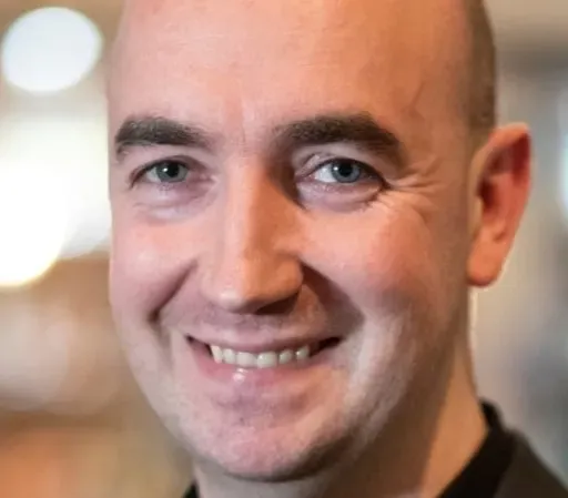 Clár 277: An tEarrach & Cosa!