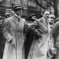 Hitler, una vida (Circulo Interior, 1933) - HdG 2.0 - Episodio exclusivo para mecenas