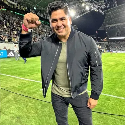 ⭐Robbye🖊️Ron⚽