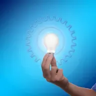 Elektrotechnik Podcast # 229 – Was Dich inhaltlich im 2. Ausbildungsjahr zum Elektroniker für Energie- und Gebäudetechnik erwartet.