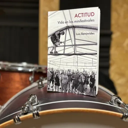 Entrevista: Actitud "Vida en los minifestivales" (Luis Benavides)