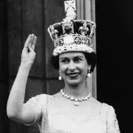 QUEEN ELIZABETH II. – Die TV-Monarchin