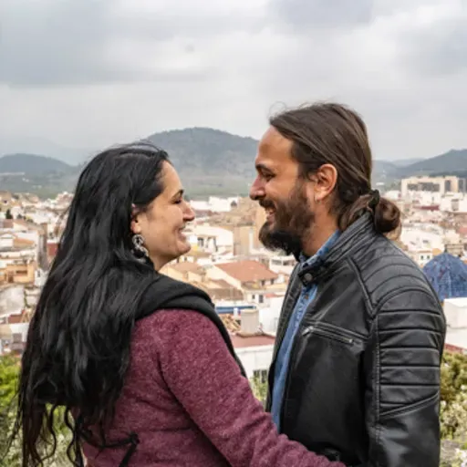 T03E13 - Sayen, un perfume para ayudar a la investigación