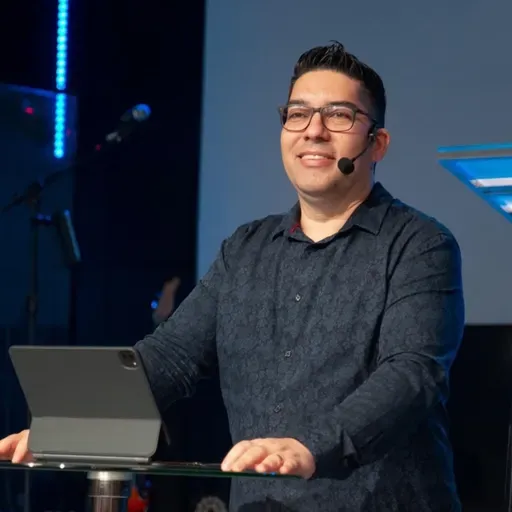 A FÉ QUE ATIVA O PODER DO ESPÍRITO SANTO - Eliezer Rodrigues (ministrado na Lagoinha Niteroi)