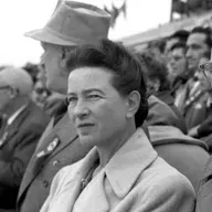 Livro de Simone de Beauvoir traz a importância das atitudes para construir uma sociedade melhor