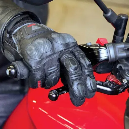 Los frenos de la moto: trucos y ajustes