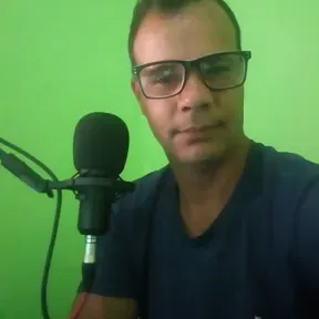MICROFONE EM FOCO