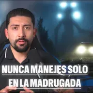 NUNCA MANEJES SOLO EN LA MADRUGADA ... O VERÁS ESTO