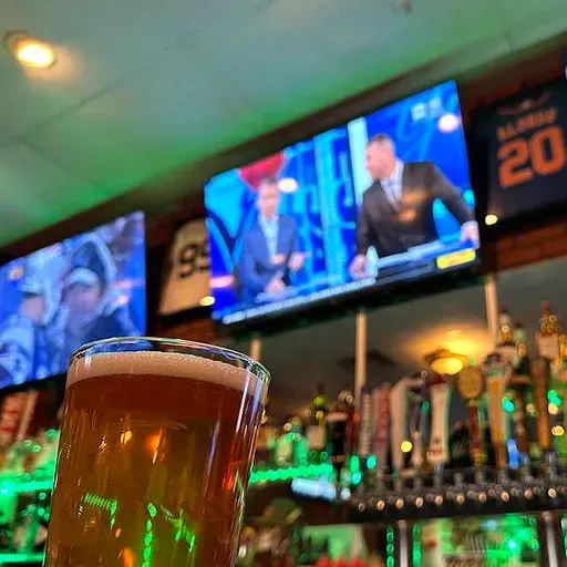 Old and new spots to put on the team colors and watch the game with some good food and drink