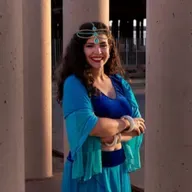 Episodio 80. La Danza Oriental es sanadora. Con Paula Luna