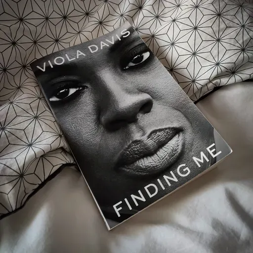 Opinião - Finding Me