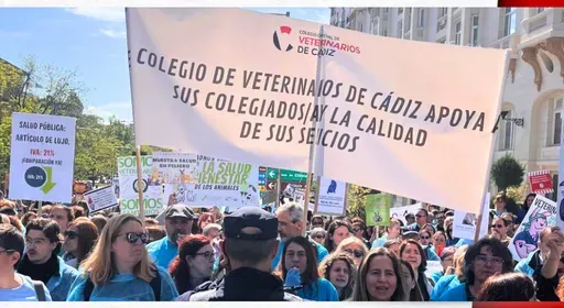 Los veterinarios de Cádiz vuelven a salir a la calle este domingo contra la nueva normativa de medicamentos veterinarios