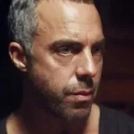 6x15 ‘Across the Sea’ y 16 ‘What They Died For’