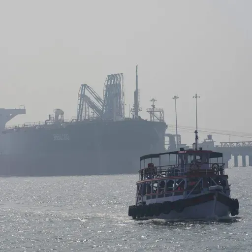 Will Trump end Iran war without opening the Strait of Hormuz?