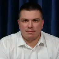 Уладзімір Жыгар. “Вазіце грошы чамаданамі”: як прадпрыемствы зарабляюць на вязнях