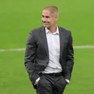 EMPRÉSTIMO, A CHUTEIRA VERDE E RACISMO. A SEMANA DO CORINTHIANS!