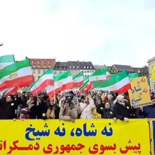 سی خُرداد؛ حمایت از انتقال حاکمیت به مردم با شعار صلح و آزادی