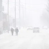 How scientists predict big winter storms