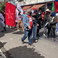 Manifestantes protestam contra o presidente da república Jair Bolsonaro