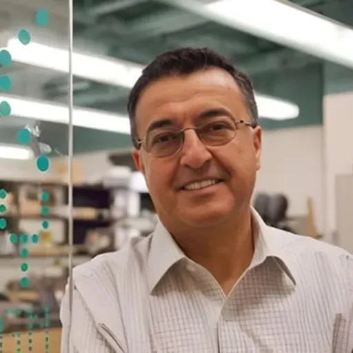 پروفسور قریب راه بازگشت نخبگان