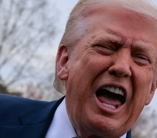 "Trump clearly not in control of events" - Former British Defence Minister