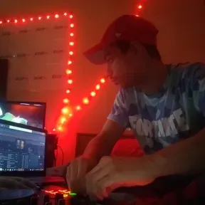 Sunday Night Mixtape W/ DJ BashBot 