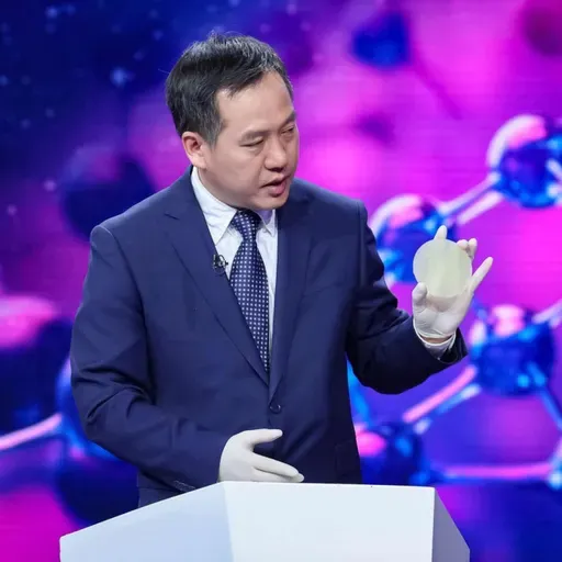 How to make 2D metals: Guangyu Zhang on his team’s award-winning research