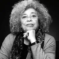 LA HISTORIA DE VIDA DE ANGELA DAVIS
