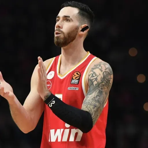 Entrevista con Luca Vildoza, jugador de Olympiacos 