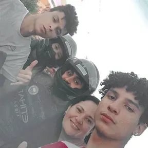 CABEÇA DE GELO