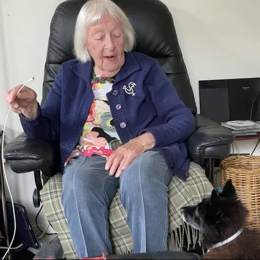 46. A curious centenarian role model