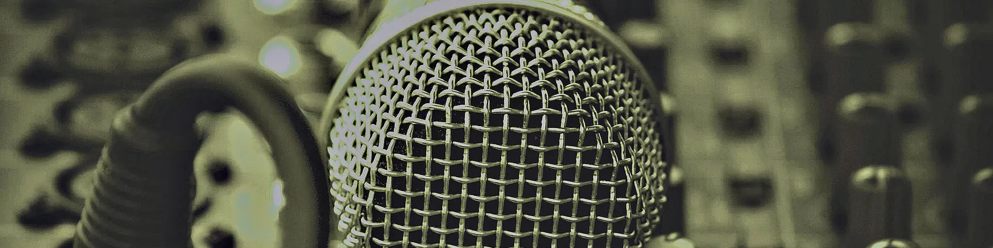 W935FM