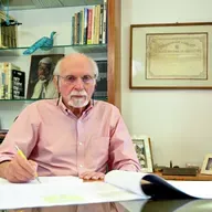 No podcast da semana, conversei com o arquiteto Slomo Wenkert, sobre a sua trajetória e o lançamento do livro que vai mostrar os seus principais projetos na Barra da Tijuca