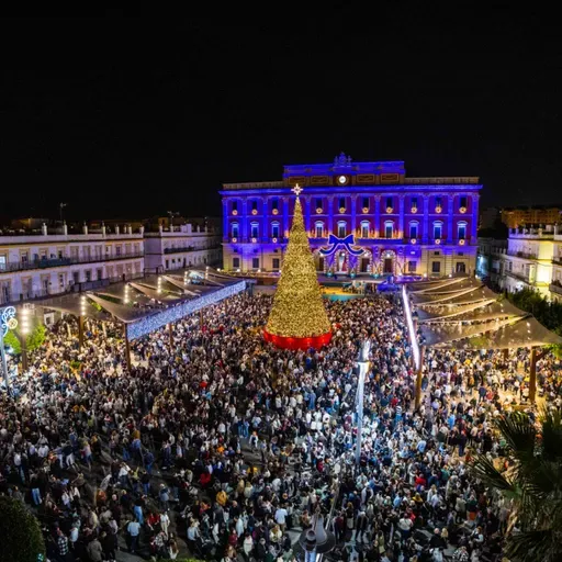 Cuándo se encienden las luces de Navidad en San Fernando 2025: el mejor lugar para verlas