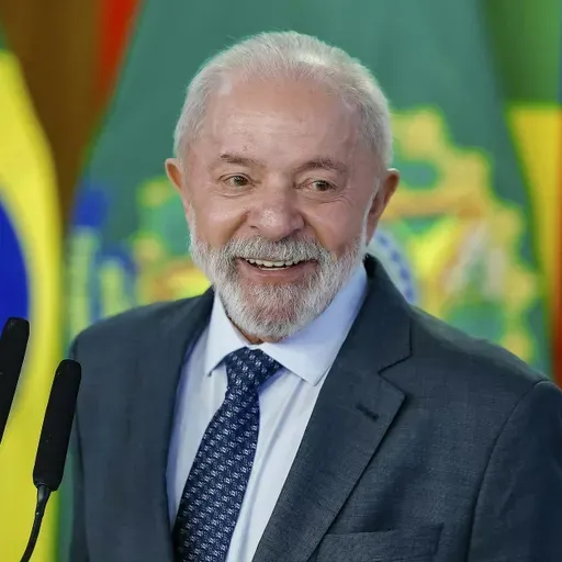 Lula responsabiliza governo Bolsonaro por fraudes no INSS e admite falha de comunicação