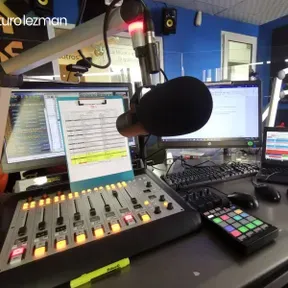 Caliente 103.3 FM