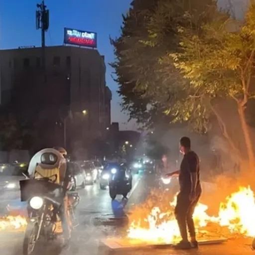 قیام دی ۱۴۰۴؛ همرسانیِ نان و آزادی