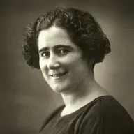 T06E05: Clara Campoamor (1888-1972), abogada, escritora, política y defensora de los derechos de la mujer española