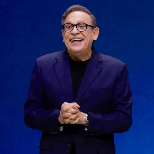 Ele Acredita em Você // Abe Huber