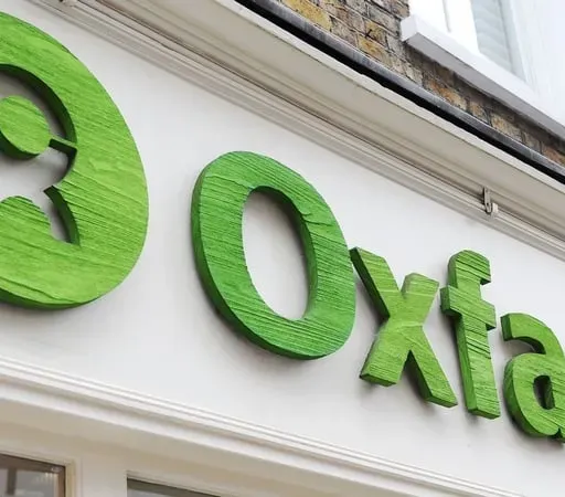 Tús Áite: Éagothromaíocht Rachmais