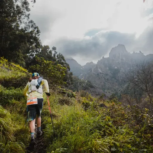 Weekly News Ep. 34: Northern Traverse | Dragons Back | Mt Fuji 100 | MIUT | So Many Races |
