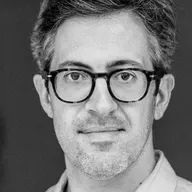 Conrado Hübner: o professor que intima o Supremo