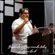 Buscando a Dios cuando todos se alejan de él.