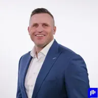 الموسم الأول - الحلقة الخامسة: آدم شانز – 200 صفقة بسبعة أيام… بائع كسر المستحيل