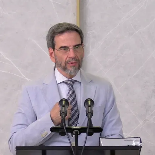 Entra al Lugar Santísimo