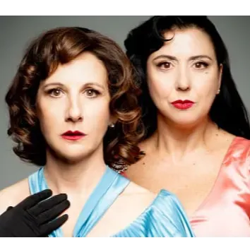 Malena Alterio y Carmen Ruiz en el Gayarre con "La Vida Extraordinaria"